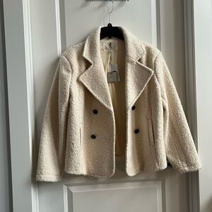 NWT Cupio Cream Boucle Textured Outerwear, size XL